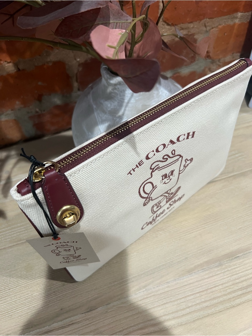 NWT The Coach Coffee Shop Lil Miss Jo Canvas Pouch / Clutch - Picture 5 of 8